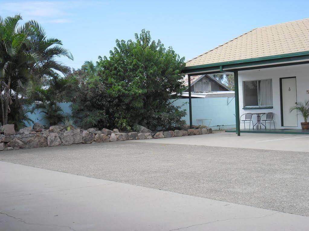 Banjo Paterson Motor Inn Townsville Dış mekan fotoğraf