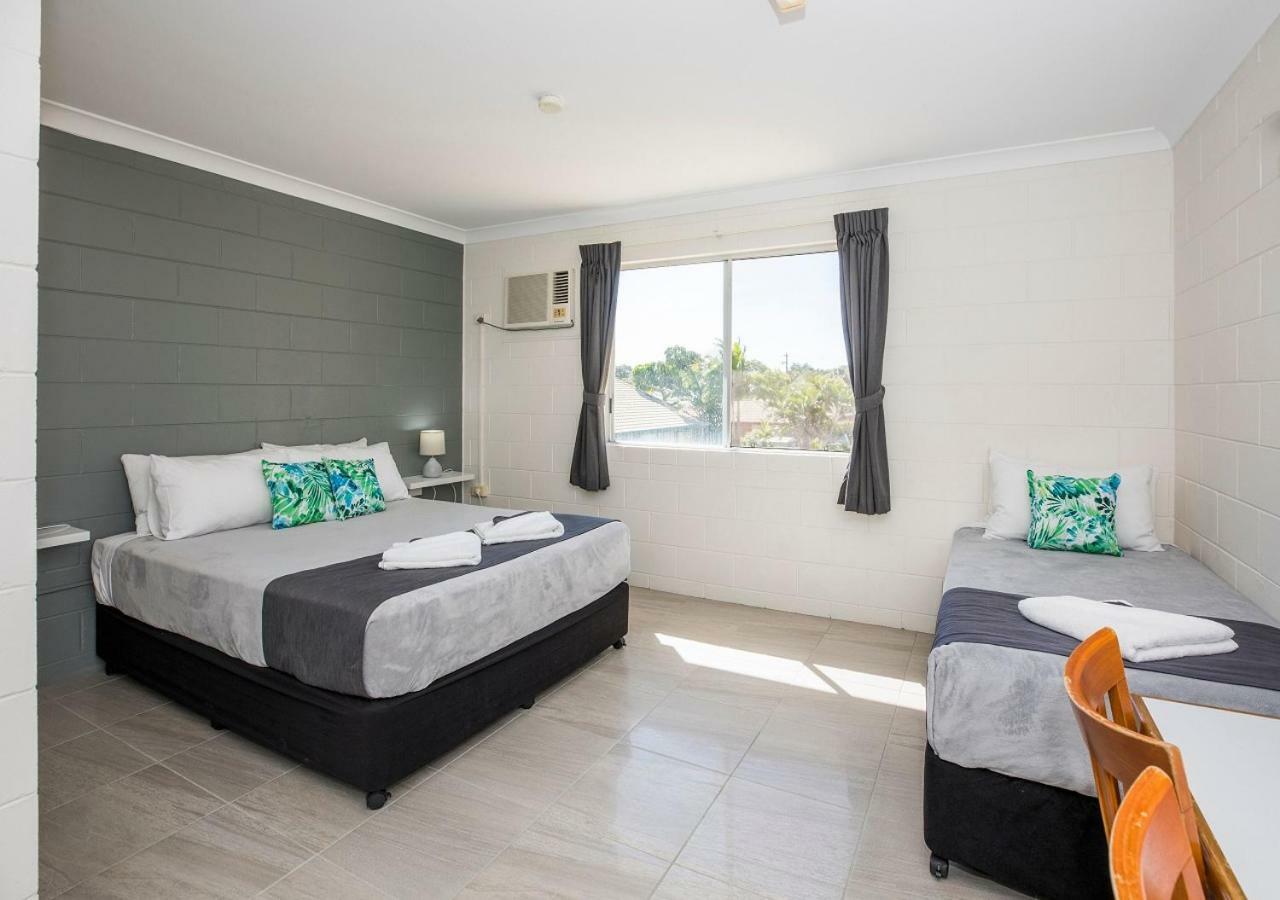 Banjo Paterson Motor Inn Townsville Dış mekan fotoğraf
